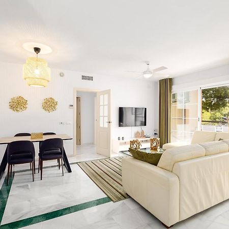 Marbella Playa Residencial Con Piscina Apartment Luaran gambar