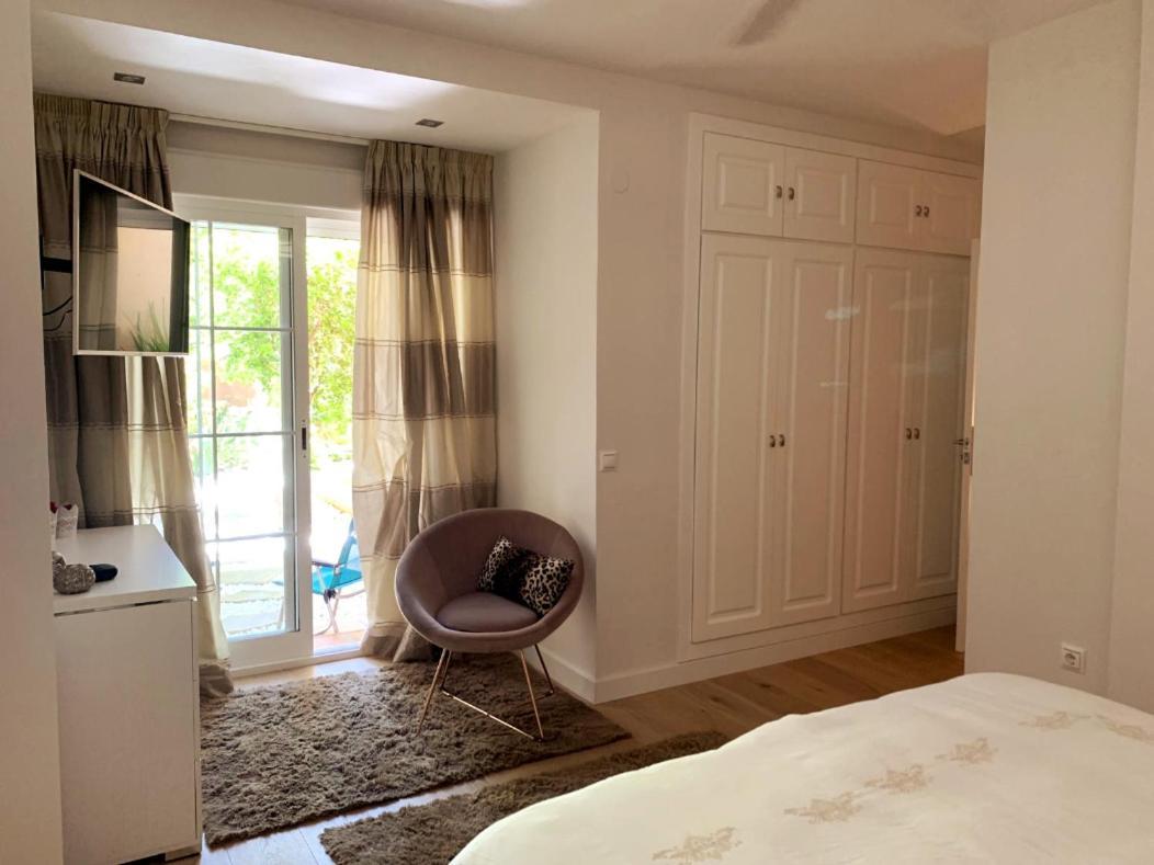 Marbella Playa Residencial Con Piscina Apartment Luaran gambar