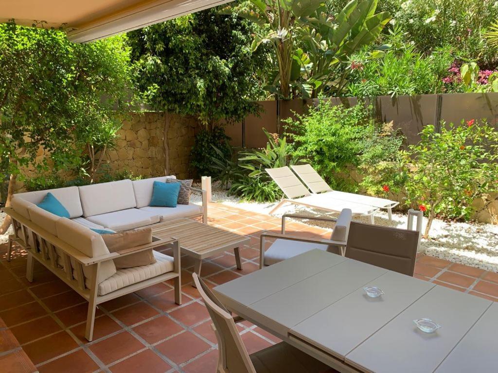 Marbella Playa Residencial Con Piscina Apartment Luaran gambar