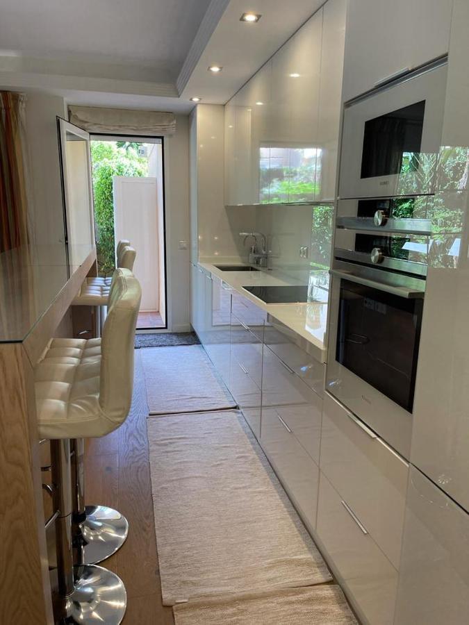 Marbella Playa Residencial Con Piscina Apartment Luaran gambar