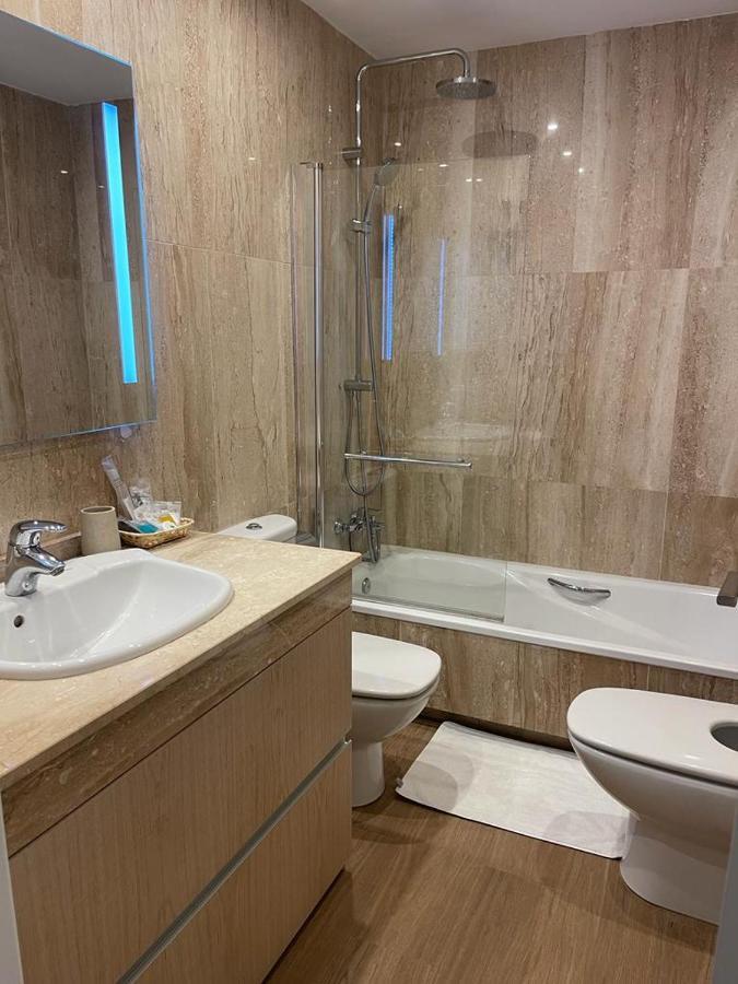 Marbella Playa Residencial Con Piscina Apartment Luaran gambar