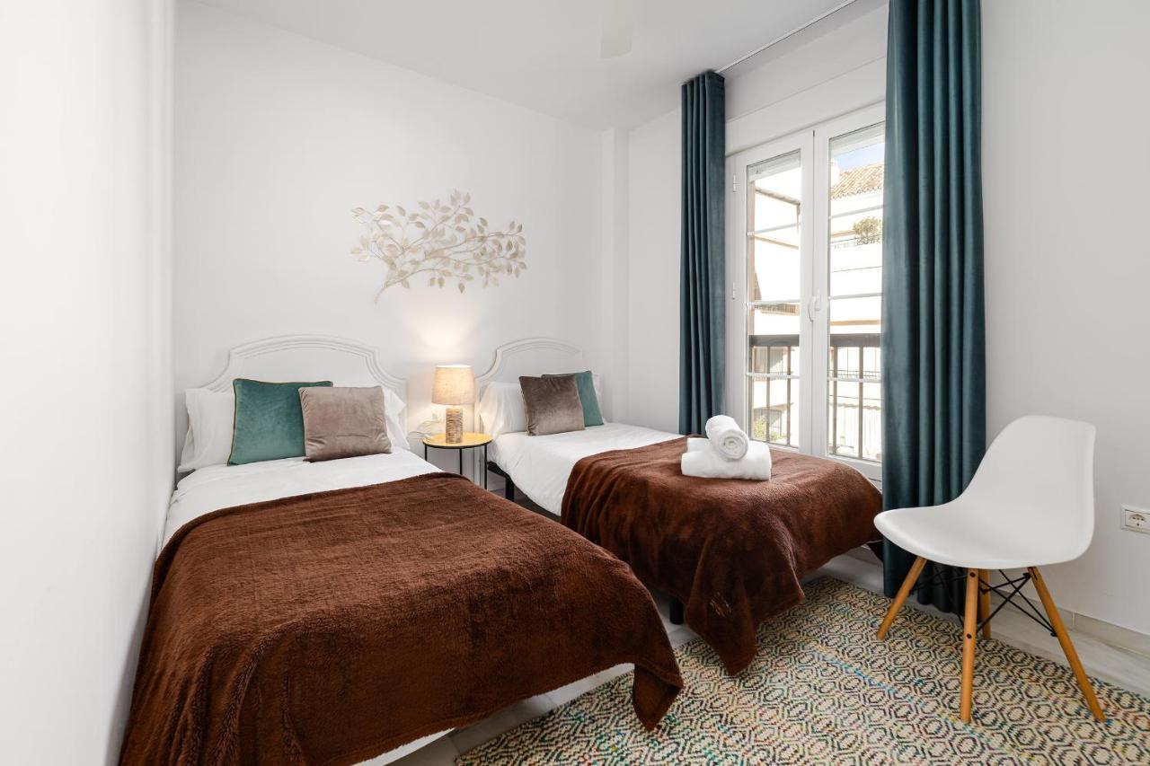 Marbella Playa Residencial Con Piscina Apartment Luaran gambar